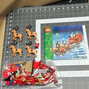 Lego Santa, 40499, 343 pieces, Missing one piece